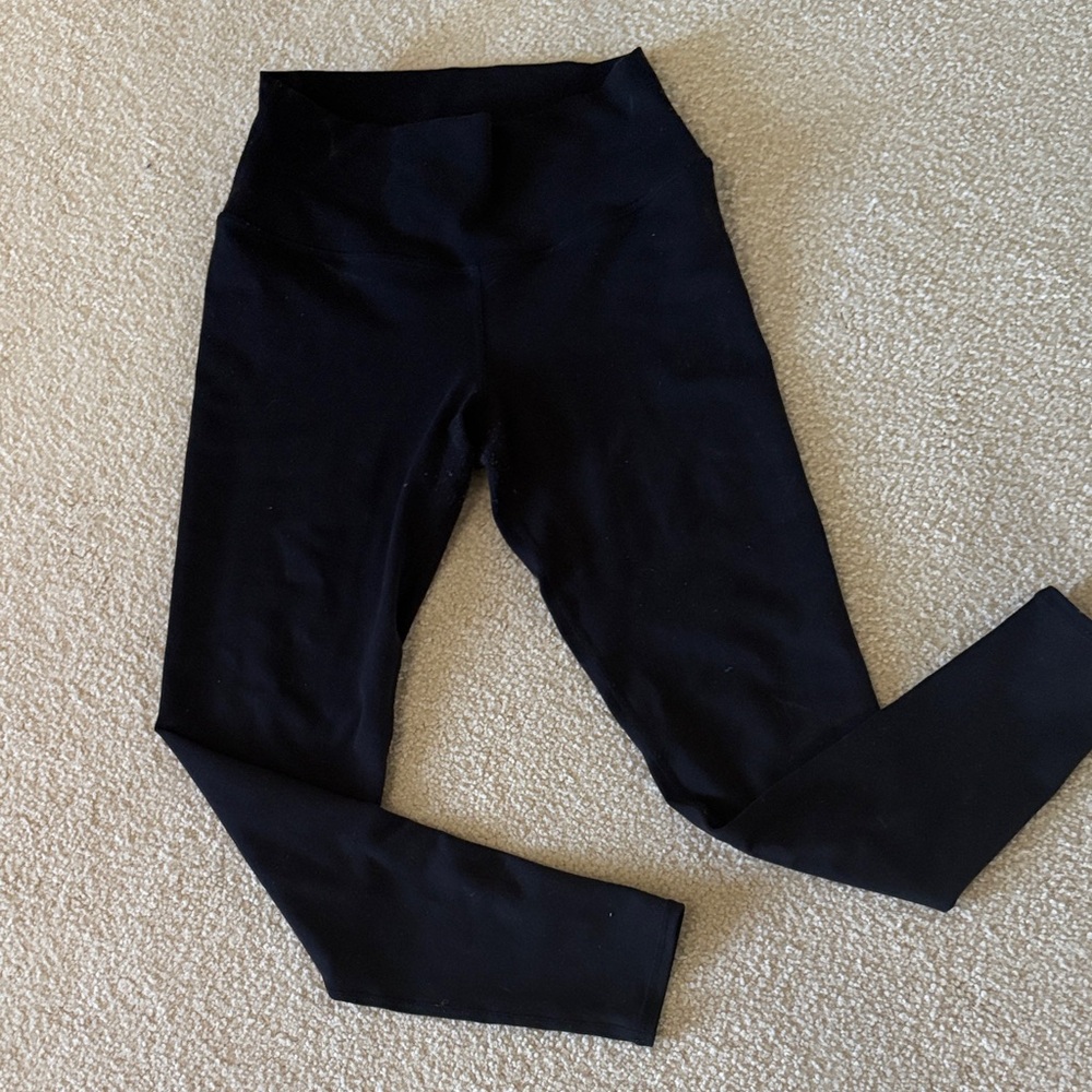 ALO YOGA Black Leggings